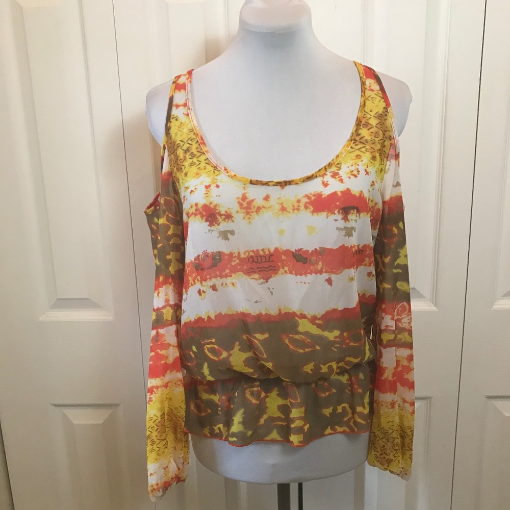 Cold Shoulder Split Open Back Blouse sz M